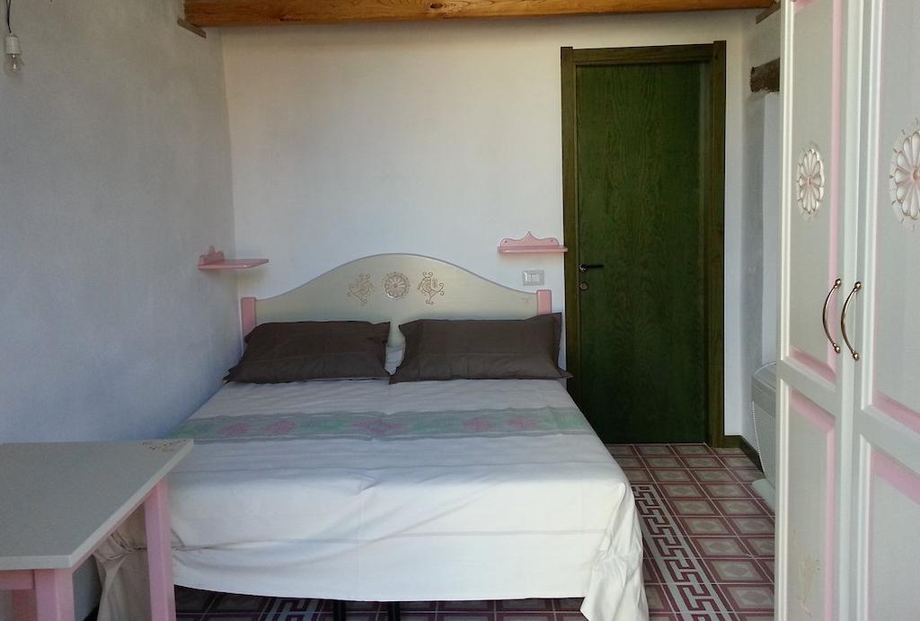 Sa Domu E Crakeras Otel Oristano Oda fotoğraf